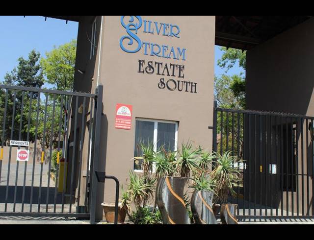 3 BEDROOM APARTMENT FOR SALE IN VORNA VALLEY